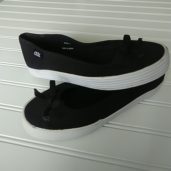 Cute To The Core flats - Picture 1 of 5